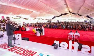 Deputy President H.E Rigathi Gachagua addressing the guests.